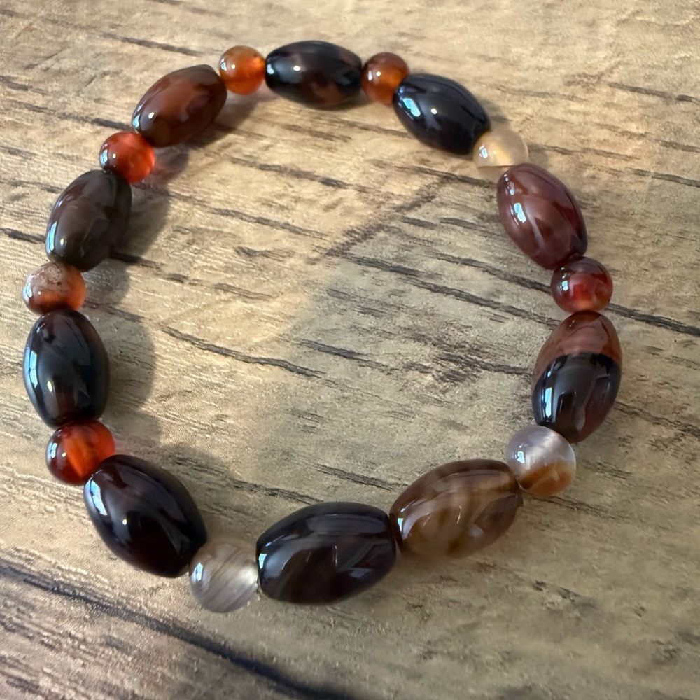 Elegant Brown and Black Beaded Bracelet